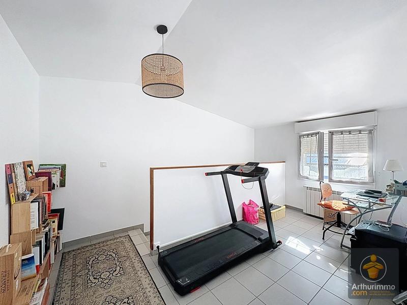 Maison - 90 m² - 3 pièces