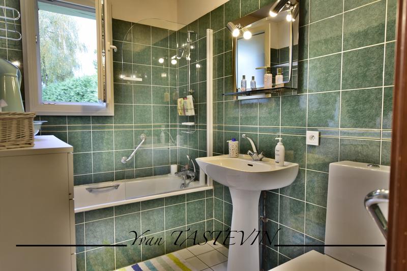 Propriété - 144 m² - 7 pièces