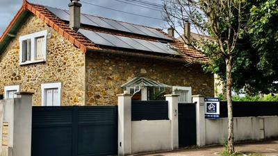 Maison - 85 m² - 5 pièces