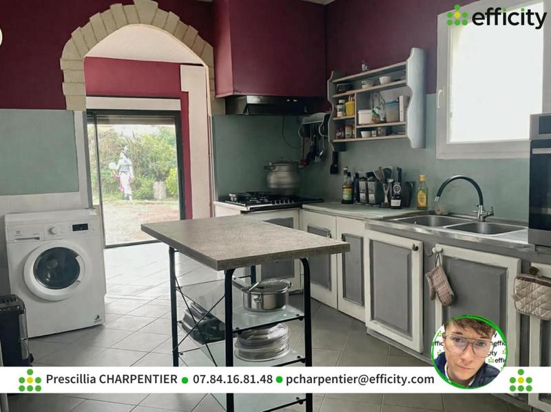 Pavillon - 180 m² - 6 pièces