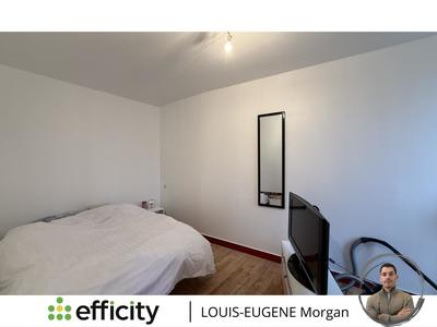 Immeuble - 150 m² - 10 pièces