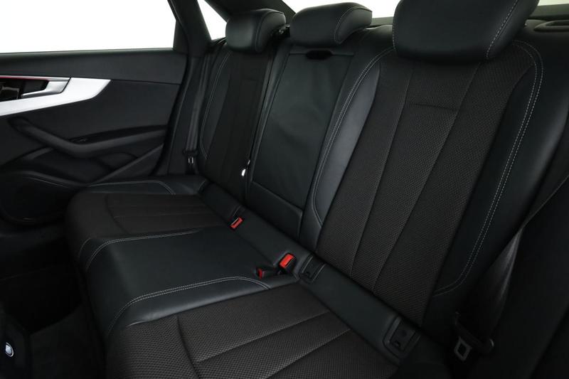 Audi A4 35 Tfsi s line s tronic 7 150 ch