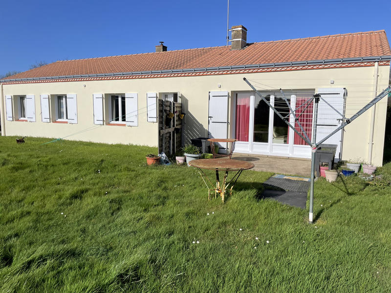 Maison - 96 m² - 4 pièces