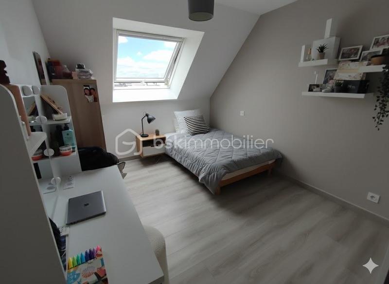 Maison - 96 m² - 5 pièces