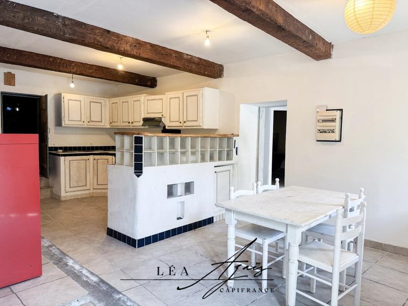 Maison de village - 280 m² - 11 pièces