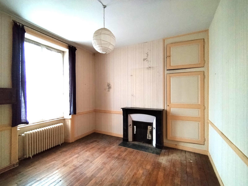 Maison - 218 m² - 10 pièces