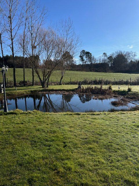 Maison - 262 m² - 7 pièces