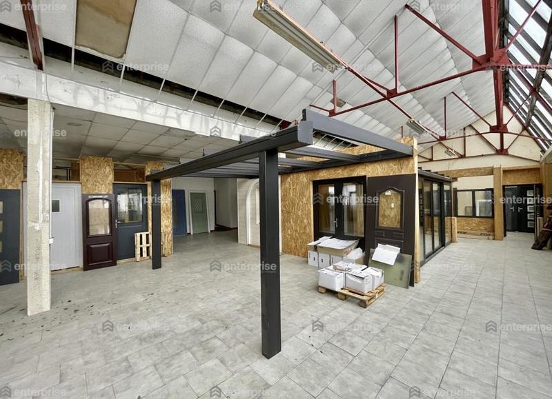 Local d'activité / Entrepôt - 4 000 m²