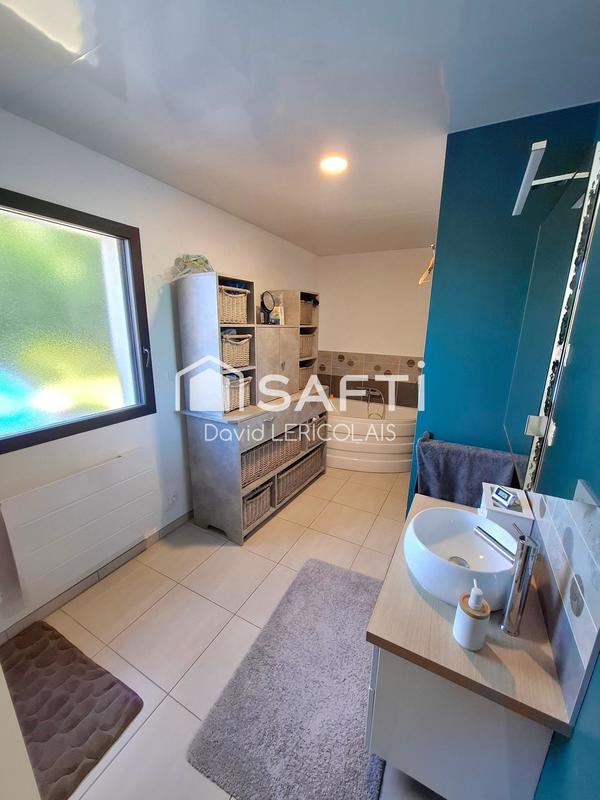 Maison - 167 m² - 7 pièces