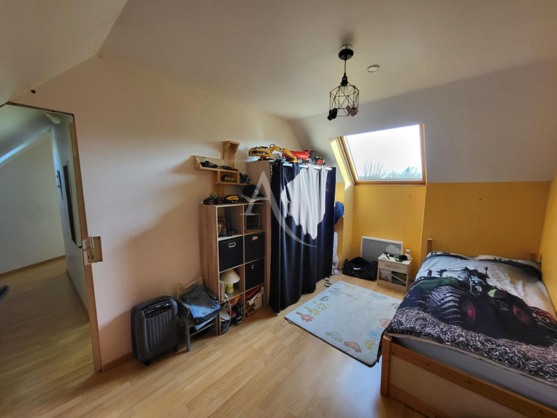 Maison - 105 m² - 7 pièces