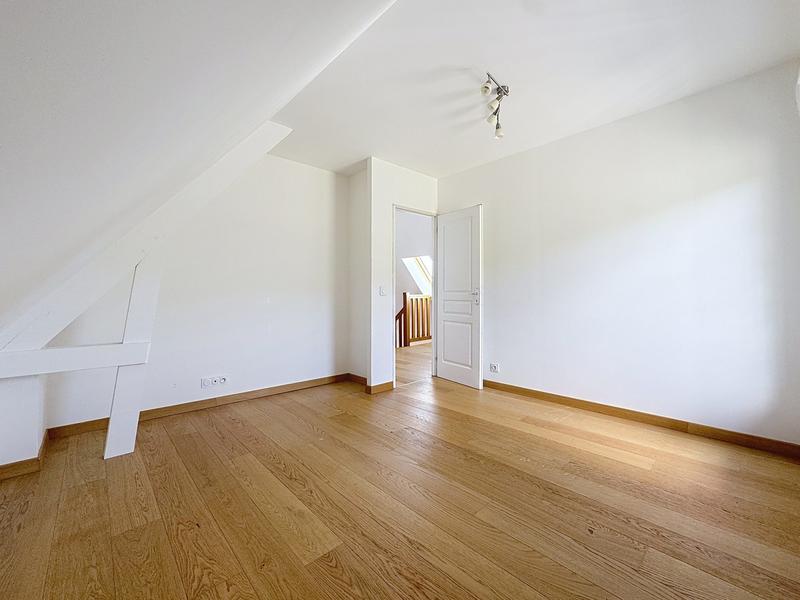 Maison - 128 m² - 6 pièces