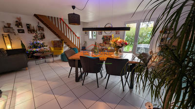 Maison - 104 m² - 6 pièces