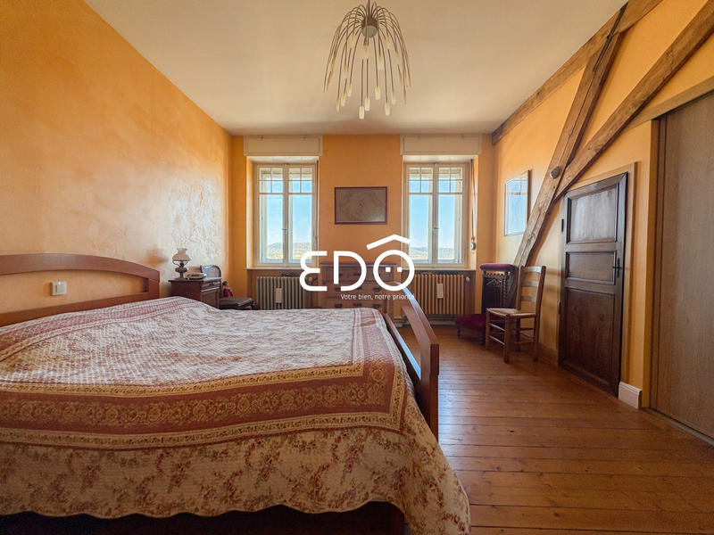 Appartement - 172 m² - 6 pièces