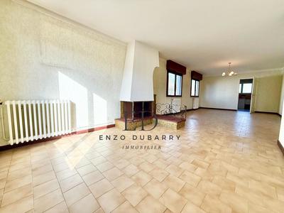 Maison - 120 m² - 4 pièces