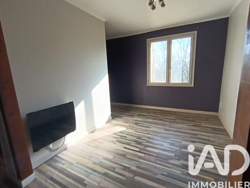 Maison - 193 m² - 8 pièces