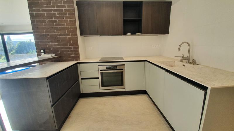 Maison - 180 m² - 5 pièces