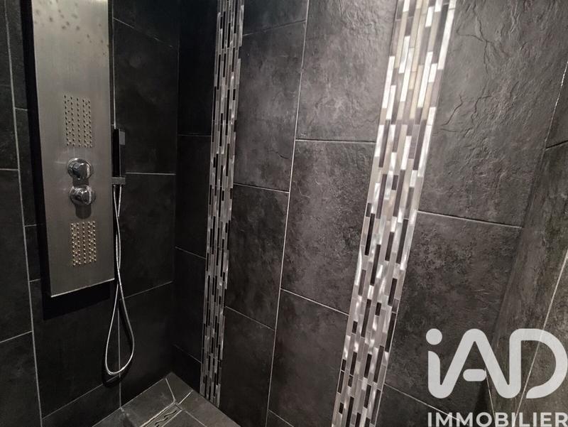 Maison - 111 m² - 6 pièces