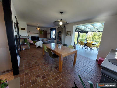 Maison - 163 m² - 8 pièces