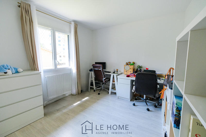 Maison - 143 m² - 7 pièces