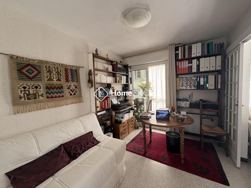 Appartement - 81 m² - 3 pièces