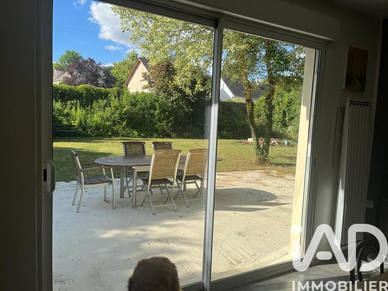 Maison - 220 m² - 6 pièces