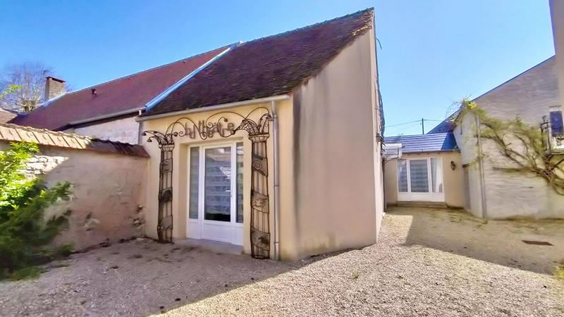 Demeure - 370 m² - 17 pièces