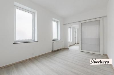 Divers - 74 m² - 4 pièces