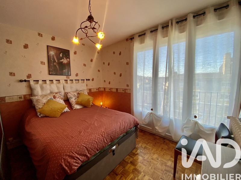 Appartement - 94 m² - 5 pièces