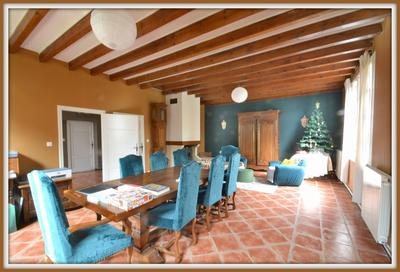 Maison en pierre - 284 m² - 5 pièces