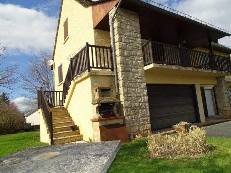 Maison - 200 m² - 10 pièces