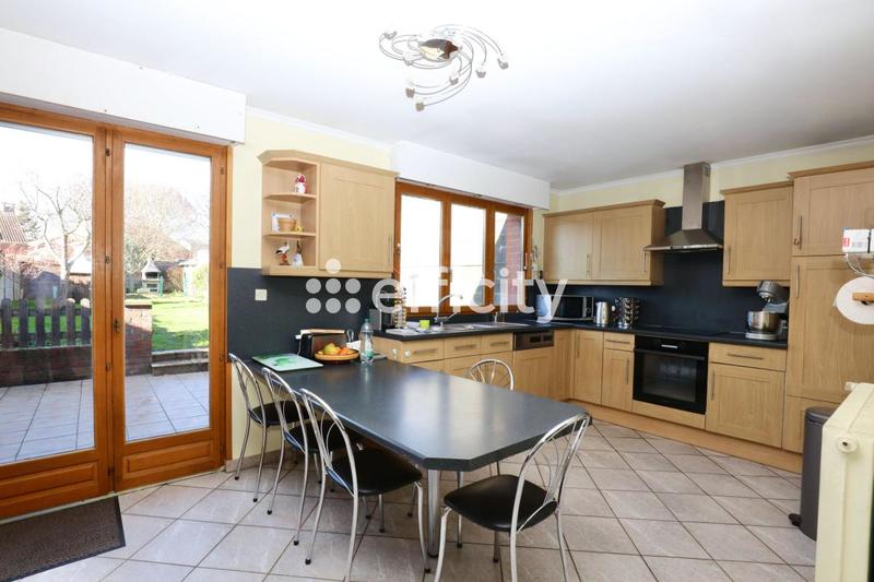 Maison - 140 m² - 6 pièces