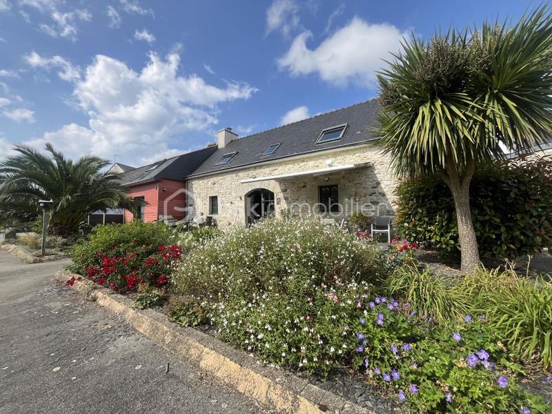 Corps de ferme - 166 m² - 7 pièces