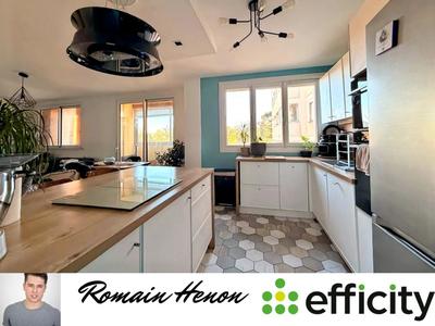 Appartement - 98 m² - 4 pièces