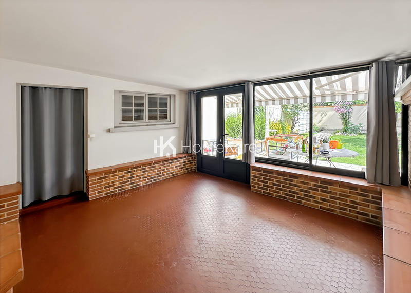 Maison - 170 m² - 5 pièces