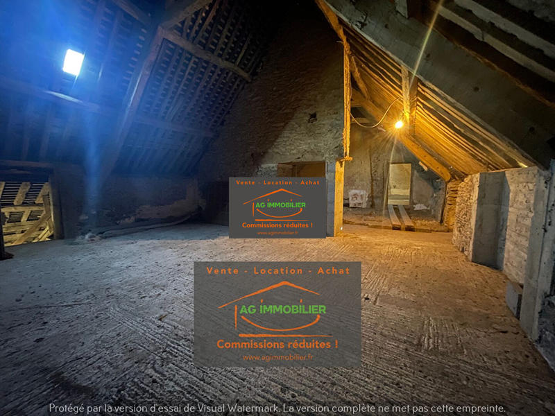 Maison - 380 m² - 5 pièces