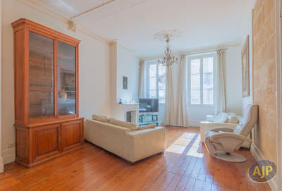 Maison - 190 m² - 7 pièces