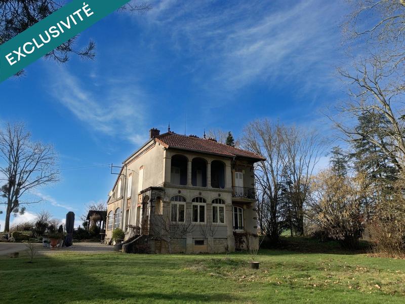 Maison - 274 m² - 11 pièces