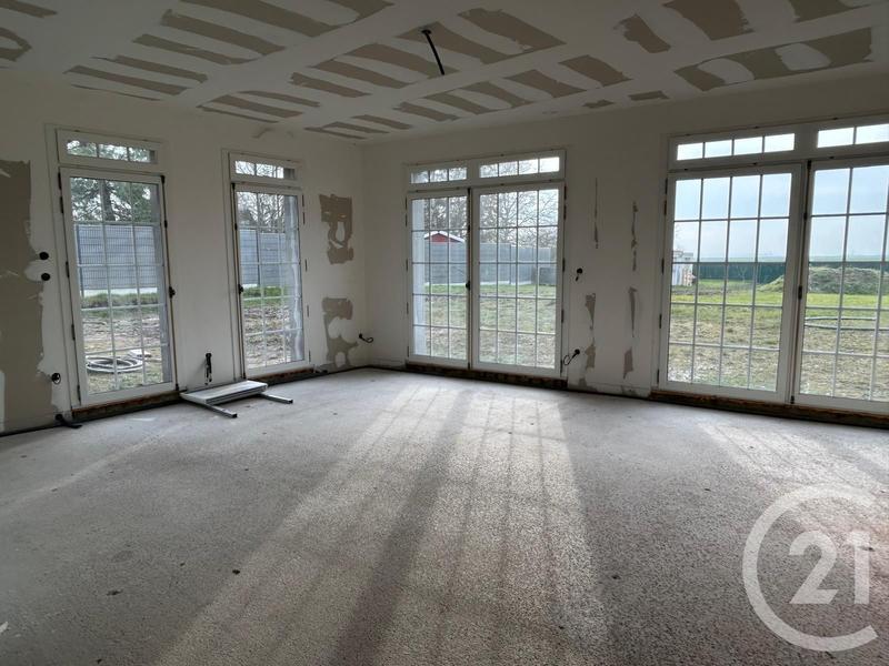 Maison - 273 m² - 7 pièces