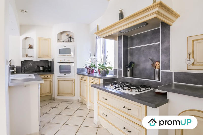 Maison - 146 m² - 5 pièces