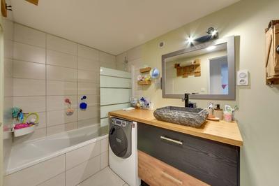 Appartement - 96 m² - 5 pièces