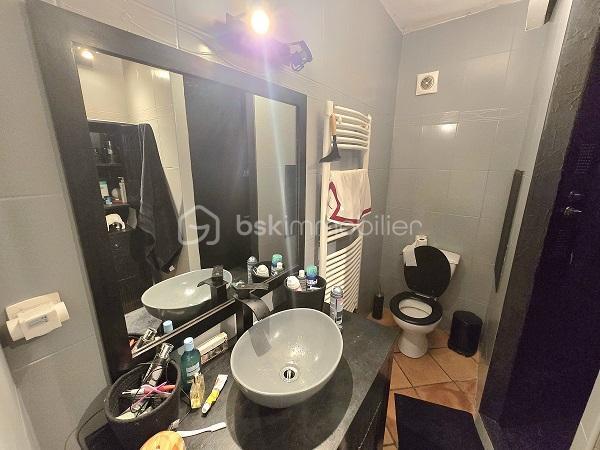 Demeure - 379 m² - 10 pièces