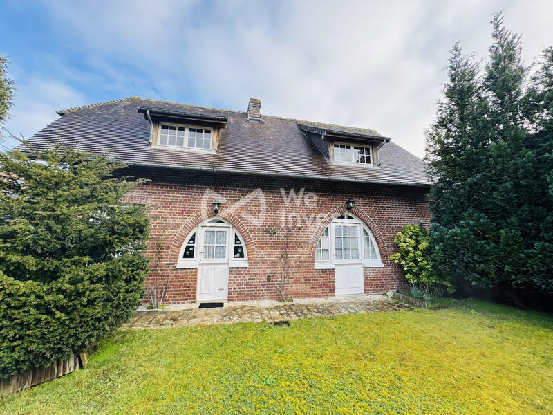 Maison - 200 m² - 7 pièces