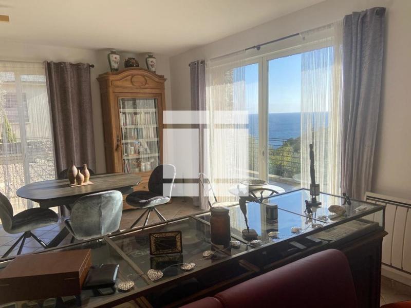 Villa - 200 m² - 8 pièces