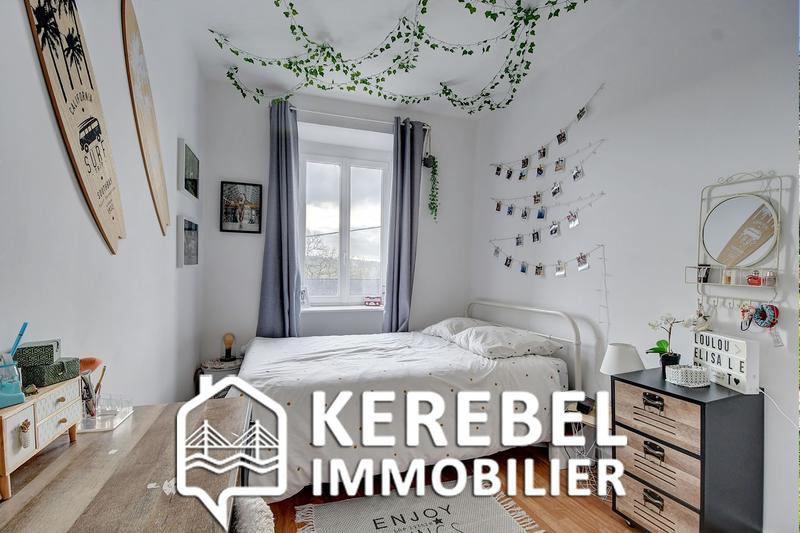 Maison - 317 m² - 10 pièces