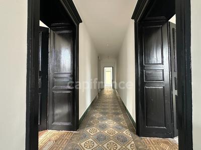 Maison de village - 206 m² - 7 pièces