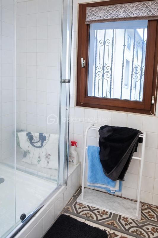 Immeuble - 130 m² - 7 pièces