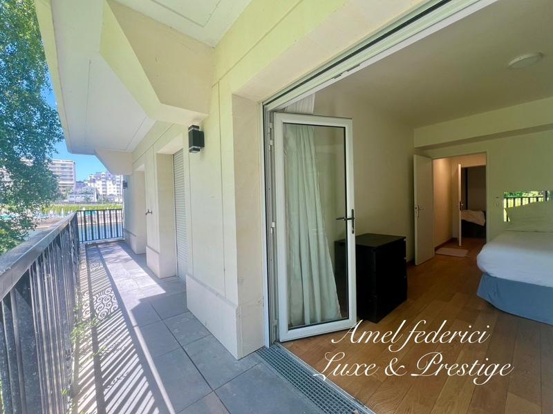 Appartement - 96 m² - 4 pièces