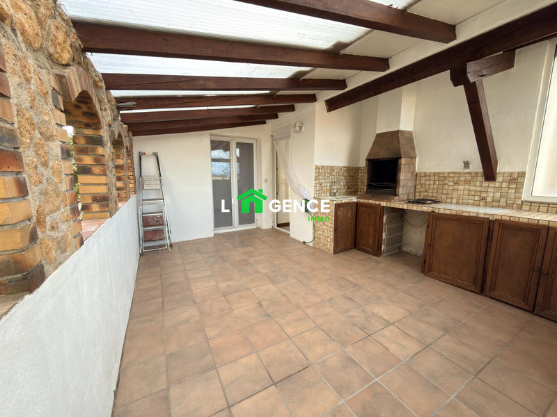 Appartement - 90 m² - 3 pièces