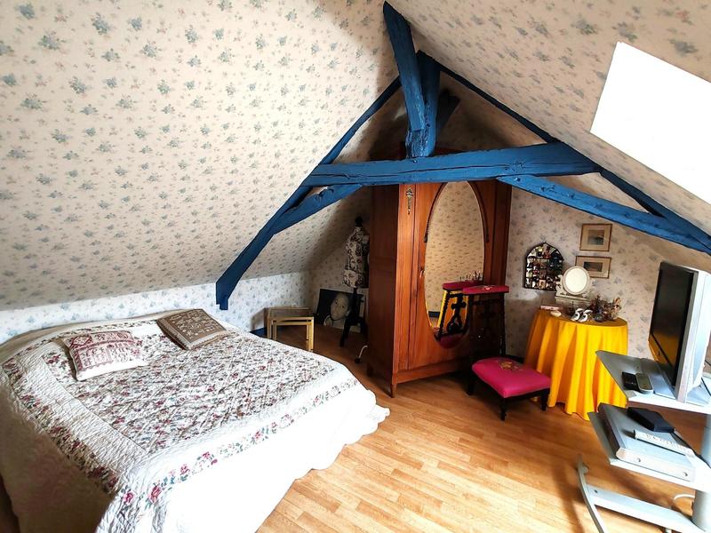 Maison - 264 m² - 8 pièces