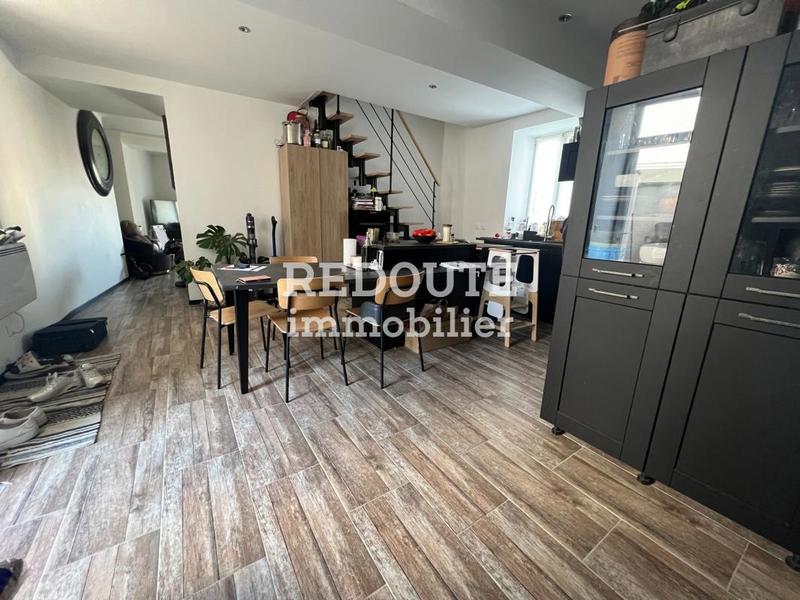 Maison - 137 m² - 7 pièces